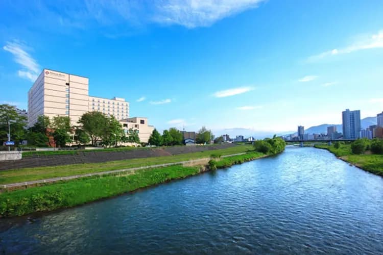 櫻情北海道~旭山動物園、賞芝櫻鬱金香、阿寒湖遊覽船、星野渡假村五日-6