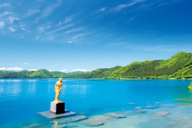 東北櫻花百選~奧入瀨森呼吸、弘前城賞櫻花、猊鼻溪輕舟遊、秋田縱貫鐵道五日-5