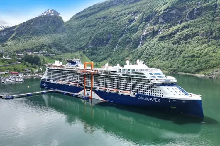 Apex-名人郵輪-至極號Celebrity Apex