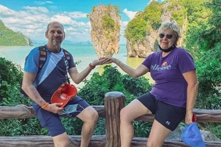 大船遊攀牙灣(割喉群島泛舟+007島)