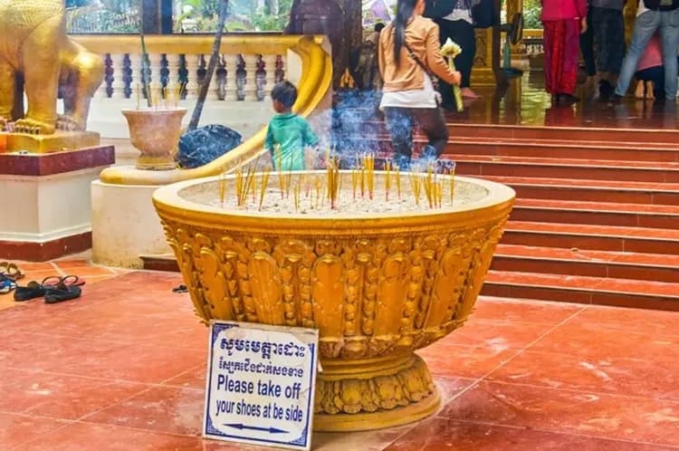 世紀傳奇~吳哥三享風情、洞里薩湖遊船、金邊風情漫遊、全程五星飯店五日-9