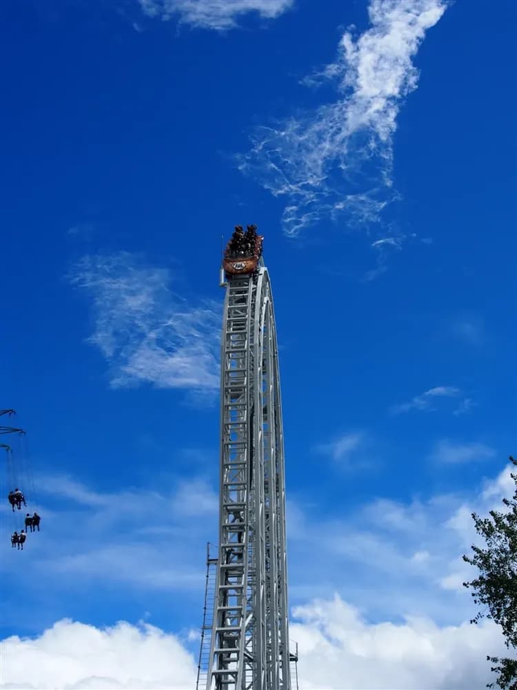 賀歲-3000|東京|保住一晚山中湖萬豪.迪士尼.富士急樂園.和牛燒肉.箱根鐵道.螃蟹戲雪溫泉五日|晚去晚回|高雄來回-15