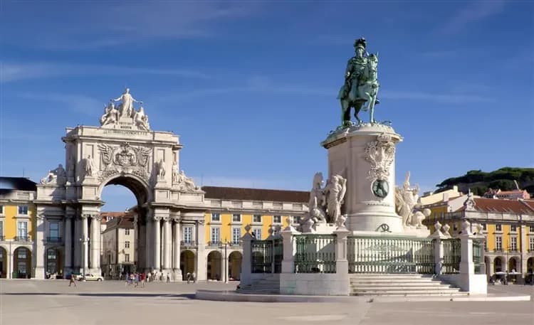 旅展限定葡萄牙│波多、里斯本輕旅行.科英布拉最古老大學.辛特拉宮入內.雙點進出.雙主城連住11日-8