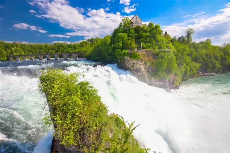 深度雙峰德瑞11日│少女峰.鐵力士山.黃金快車.慕尼黑王宮.圖恩湖遊船.海德古堡.萊茵瀑布遊船.德國童話鎮-13