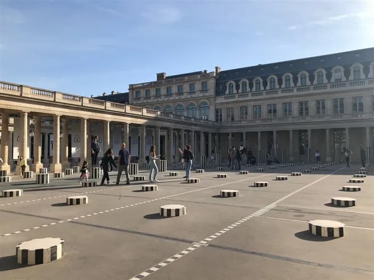 特選法國旅遊|羅浮宮.梵谷奧維小鎮.皇家宮殿花園.露天市集.塞納河遊船宴.OUTLET時尚購物8日|長榮直飛-8