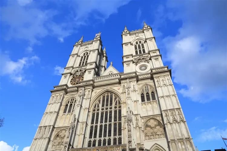 花季|特選英荷比法|庫肯霍夫花園.英法雙博館.三遊船.跨海體驗.坎特伯里.比利時古城.巴黎購物10日(華航直飛)-6