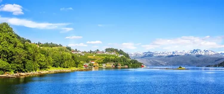 北歐三國10日|春櫻限定。朗格麗尼公園、挪威雙峽灣、挪威縮影火車、峽灣貴族旅館、跨國過夜遊輪、一段中段飛機-16