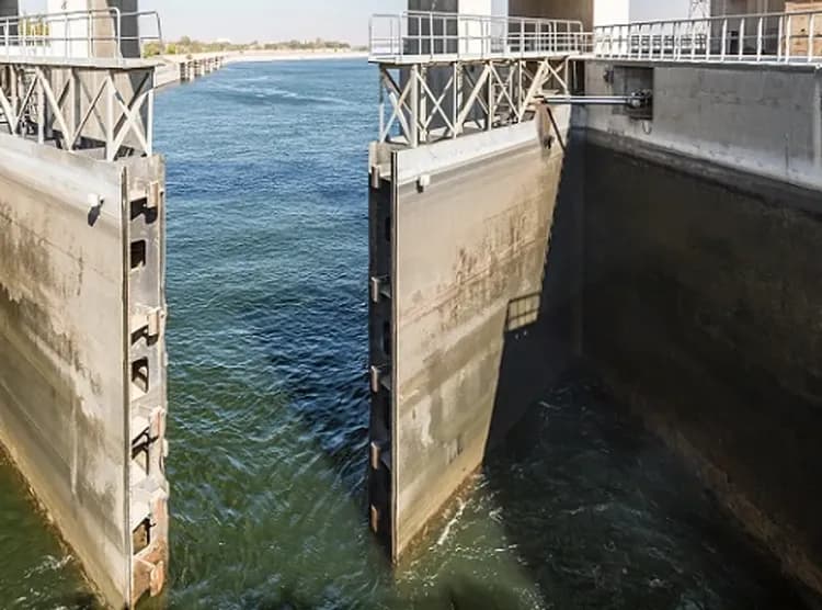 傳奇埃及、金色杜拜~阿布辛貝神殿、金字塔風帆船、杜拜棕櫚觀景台、七星級帆船體驗12日-9