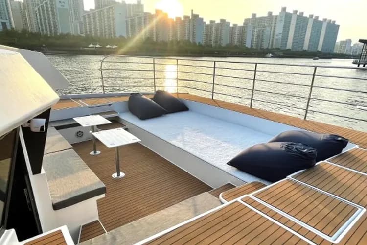 釜慶櫻繽紛~鎮海櫻花祭、極限挑戰體驗、水營江遊艇、樂華茲設計旅店五日-10