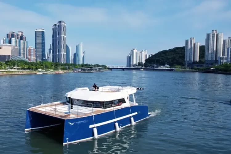 海雲臺遊艇-水營江豪華遊艇(約60分鐘;無酒精飲料+餅乾)