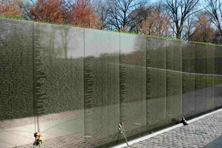 華盛頓櫻花節~美東四大名城、波多馬克賞櫻船、尼加拉大瀑布、OUTLET購物10日-15