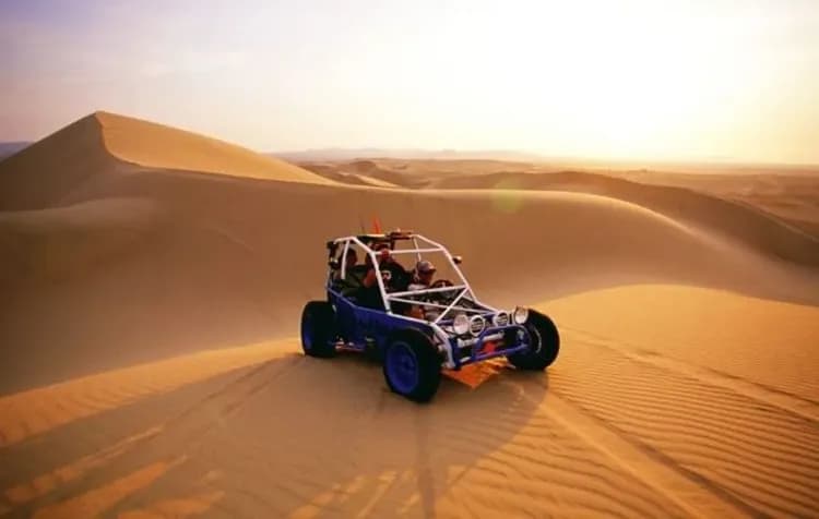 吉普車衝沙-帕拉卡斯(吉普車衝沙+滑沙體驗)