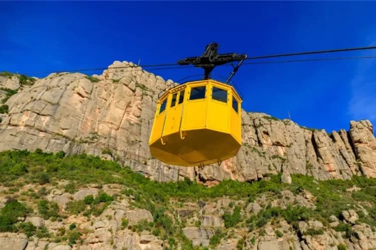 鋸齒山-加泰隆尼亞聖山-鋸齒山(纜車上山) × 夢瑟拉修道院