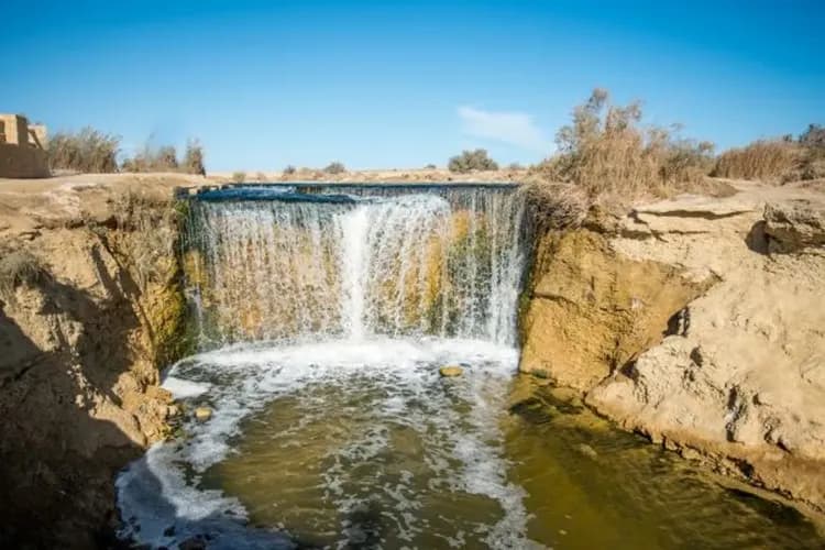 【絕美埃及、中段搭機】阿布辛貝神殿、金字塔風帆船、法尤姆綠洲瀑布、尼羅河河輪旅行11日-10