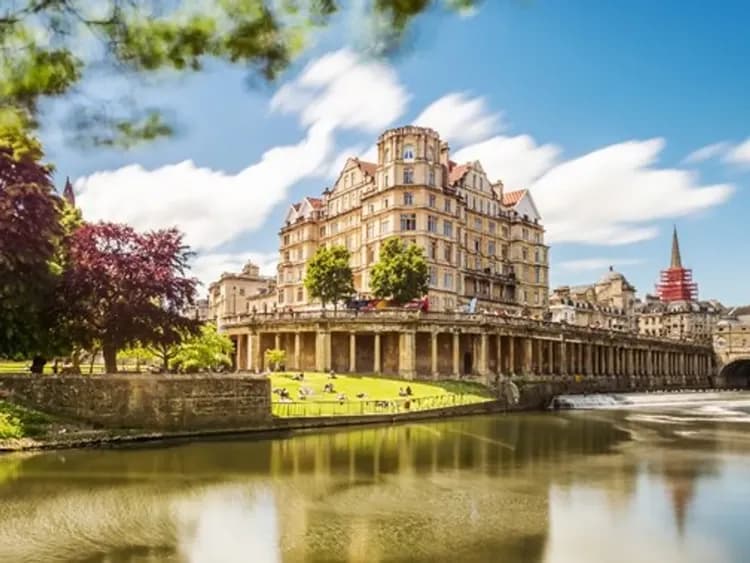 【英國F1大獎賽、決賽保證席】大英博物館、科茲窩鄉村風光、碎片塔巨石陣、牛津五星飯店10日-13