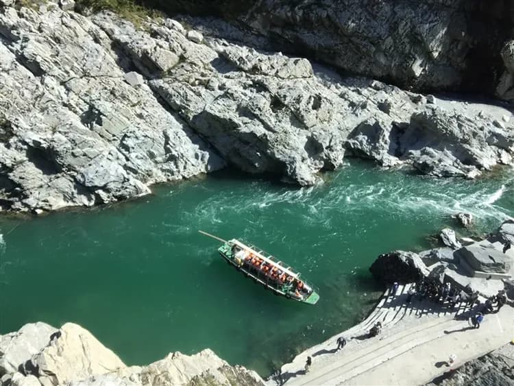 輕奢行|春櫻四國三鐵道7日|伊予灘&時代黎明&千年物語.道後夜櫻賞.大阪國際5星|大阪進出四溫泉-9