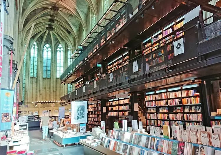 荷比法旅遊,荷蘭景點,天堂書店