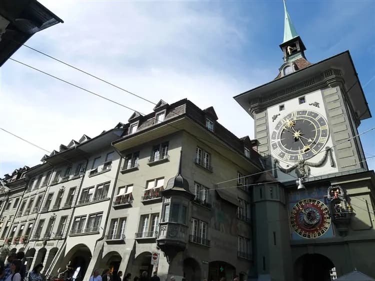 玩樂369經典瑞士旅遊|少女峰,馬特宏峰,白朗峰,黃金列車,冰河列車,伯連納列車10日|夏季版-11