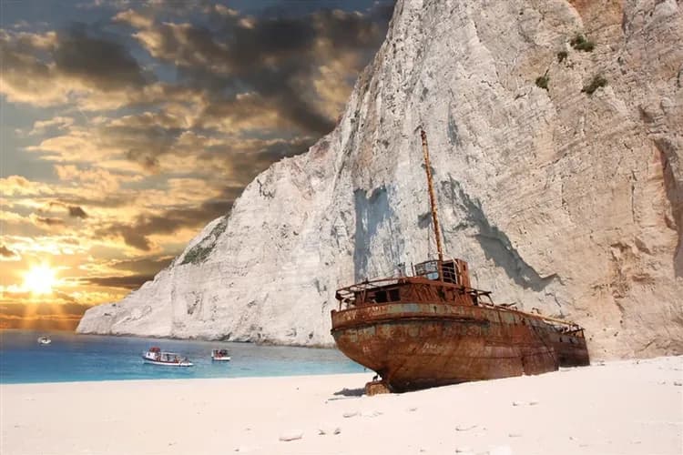 特選希臘旅遊│神話衛城,札金索斯島,絕美沈船灣,梅提歐拉天空之城,世界中心德爾菲,奧林匹亞遺址,雅典慢旅行10日-12