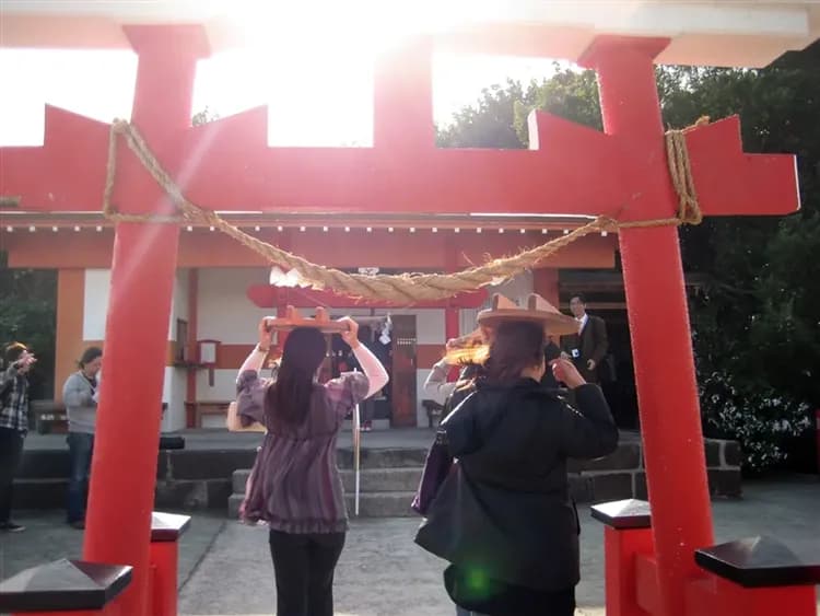 南九州日南摩埃石像.釜蓋神社.桷志田黑醋工廠見學.仙巖園.砂浴溫泉六日|不進免稅店-7