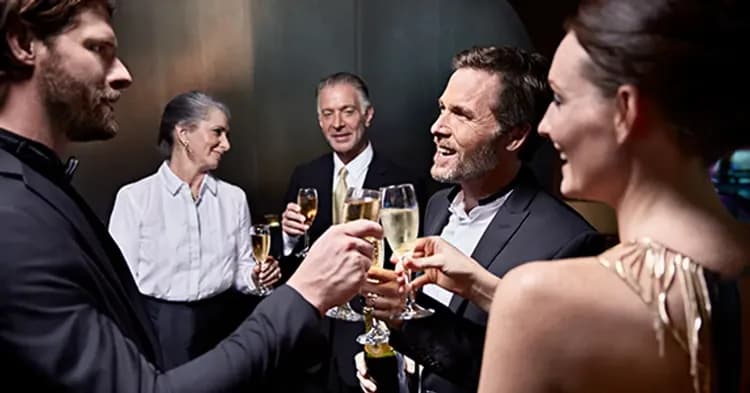 入住陽台艙|鑽石公主號|京都.廣島.釜山.清水|日韓團體遊12日-16