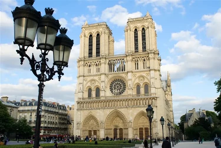 法國蜜月│情定西北法.艾菲爾鐵塔.此生必去聖米歇爾.漫遊巴黎塞納河遊船午宴8日-11