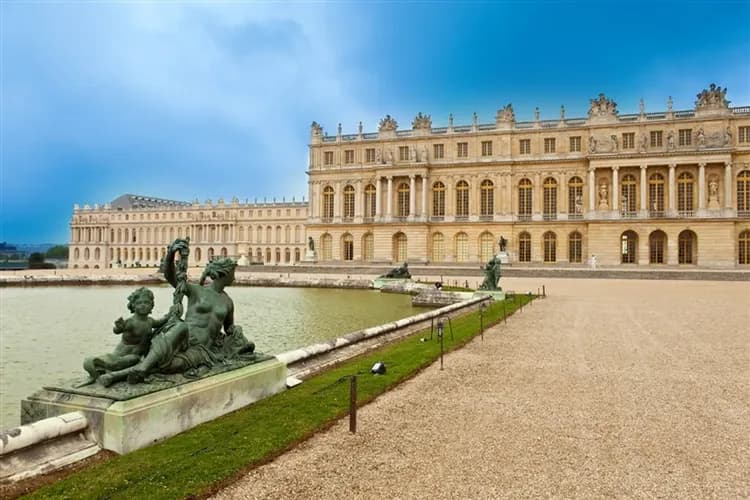 法國巴黎旅遊|羅浮宮.艾菲爾鐵塔.左岸.凡爾賽.OUTLET輕旅行8日-6