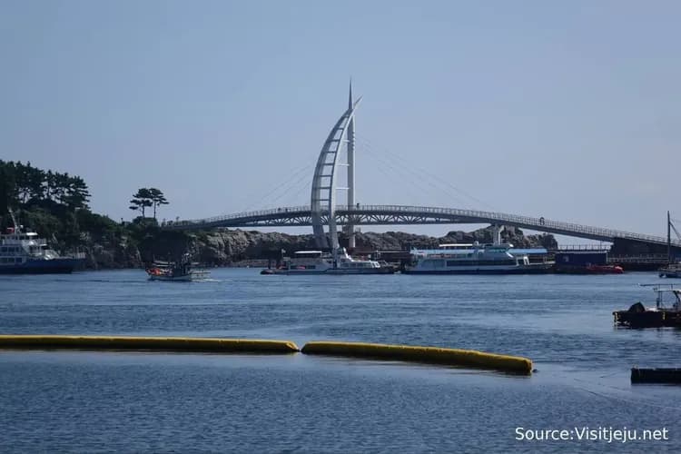 鳥島新緣橋:韓劇《非常律師》拍攝地