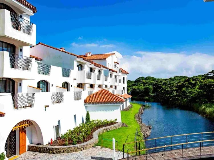 大床-五星:ECO LAND濟州生態樂園飯店(兩晚)