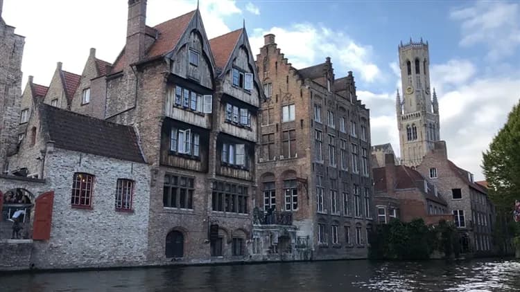 花季特選德荷比法|鬱金香.三大遊船.科隆教堂.布魯日古城.時尚巴黎.凡爾賽宮.地窖餐廳10日-12