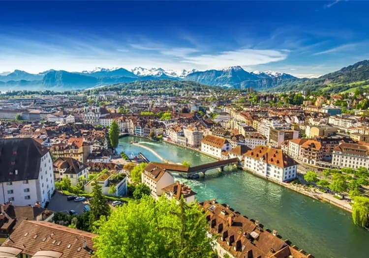 盧森,Luzern,獅子紀念碑,悲傷的獅子,卡貝爾橋