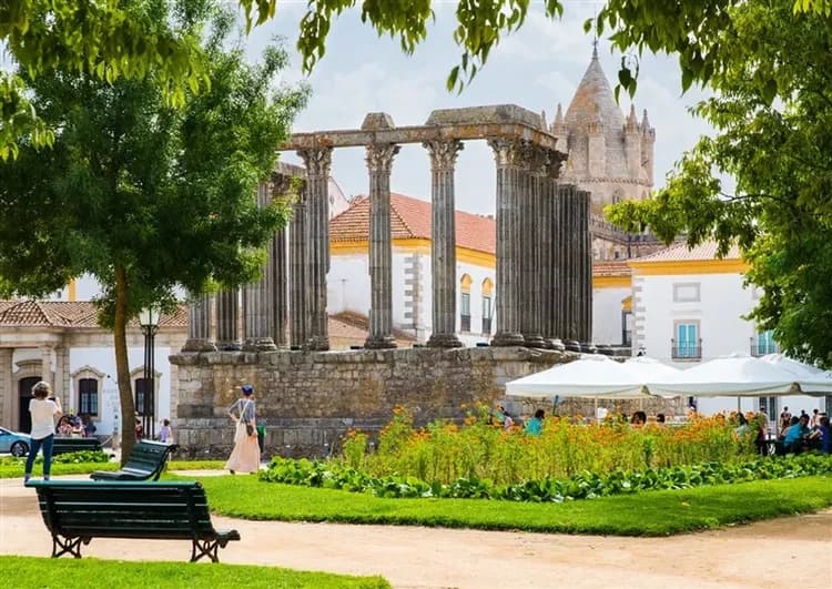 玩樂369旗艦西葡│雙點進出.中段航班.高速火車.阿爾罕布拉宮.佩納宮.高第建築巡禮.升等七晚五星飯店13日(免小費)-16