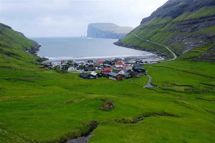 玩樂369經典丹麥挪威.法羅群島、聖壇岩12日|群島秘境、峽灣聖壇-12