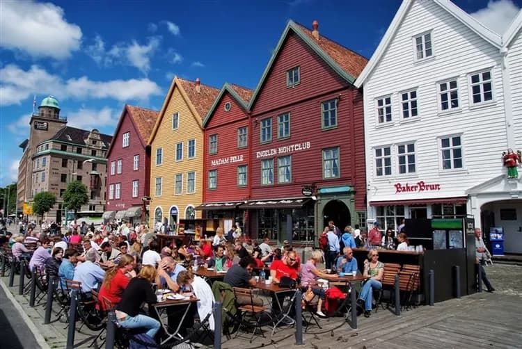 玩樂369經典丹麥挪威.法羅群島、聖壇岩12日|群島秘境、峽灣聖壇-6