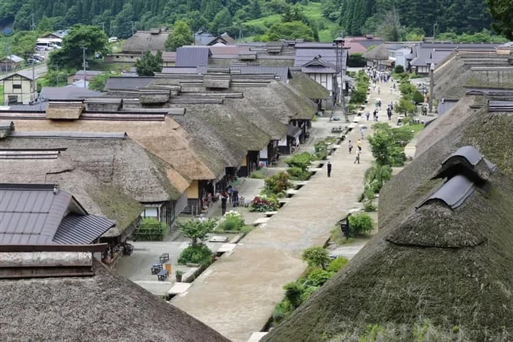好食在東北旅遊|銀山溫泉街.五色沼.檜原湖遊船.鶴城.日本三大合掌村~大內宿.金蛇水神社.牛舌餐.採果.溫泉五日-5