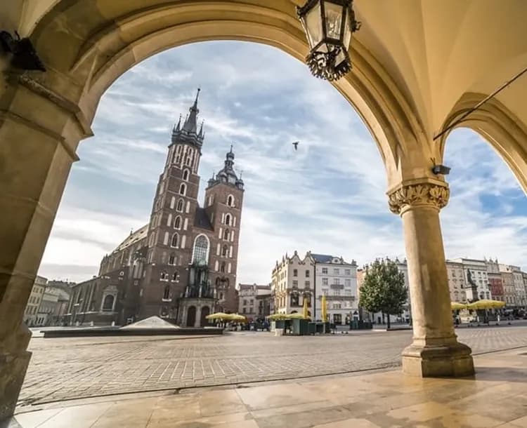獨家深度波蘭.五大門票|集中營.鹽礦.馬爾堡城堡.薑餅體驗.皇家城堡.華沙.克拉克夫.尋找小矮人10日-6