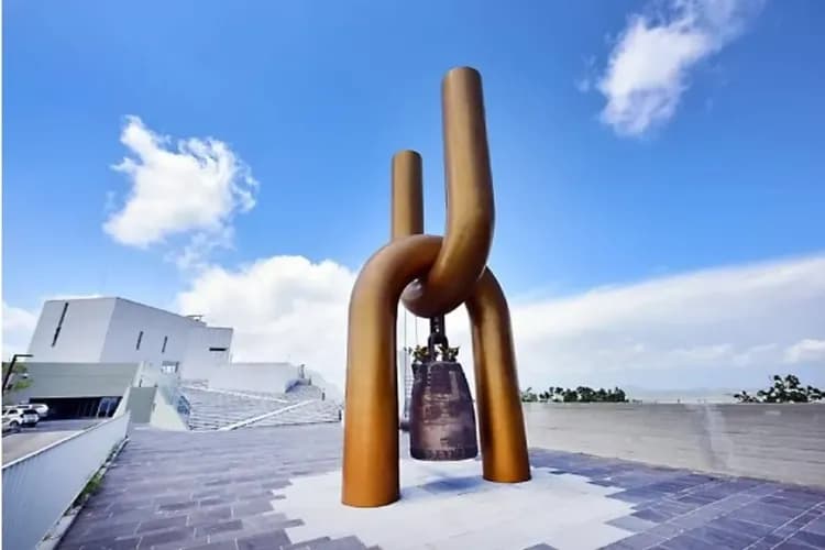 愛妓峰和平生態公園(可以眺望北韓的星巴克)