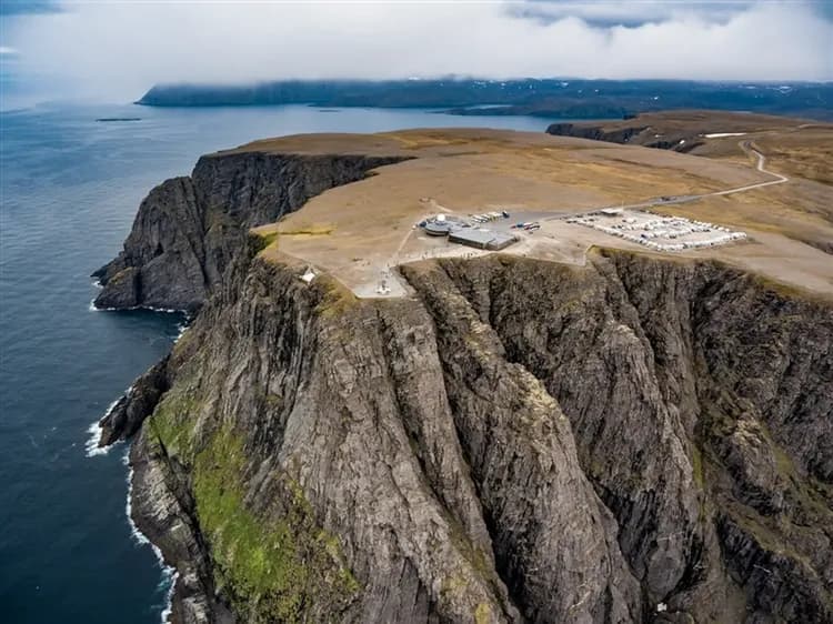 玩樂369經典挪威芬蘭極光11日|極光船纜車海空雙體驗、北角、帝王蟹、極光玻璃屋-5