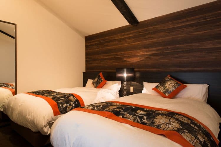 七軒 ベッドルーム