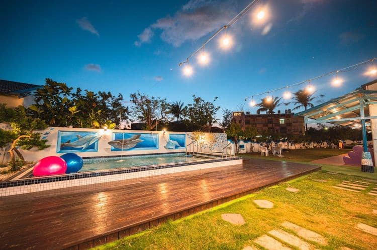 迎薰童話海洋館|18人墾丁包棟 | 戶外戲水池&BBQ烤肉&KTV&兒童遊戲區 | 恆春老街-2