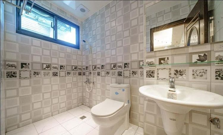 金朵民宿 | 房內溜滑梯、球池-7