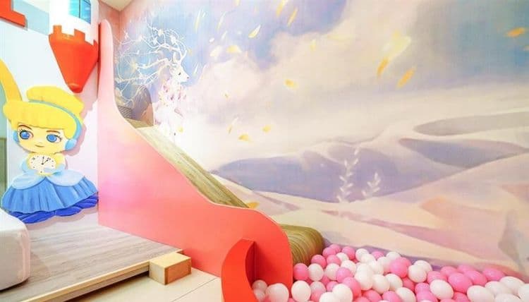 金朵民宿 | 房內溜滑梯、球池-6