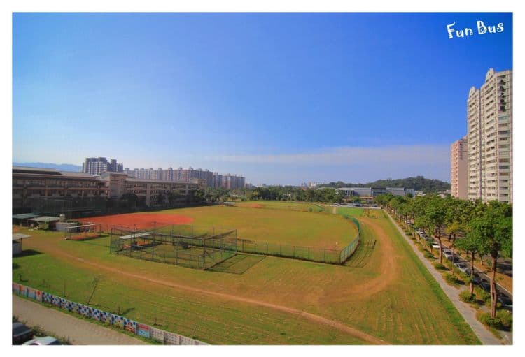 高雄FunBus溜滑梯親子民宿-15