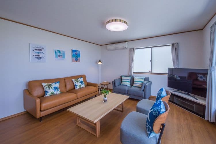 White Terrace D seaview terrace Private house/ 5 room 2 bath full kitchen living room NETFLIX/BBQ/MAX 10 ppl/English OK-4