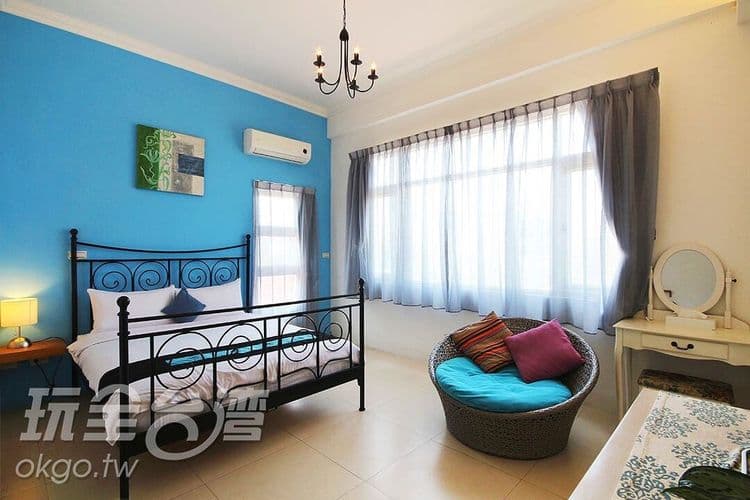 Summer Time Bed and Breakfast-4