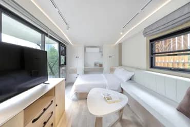 陌野露營車驛站|新房型!豪華露營車、帳篷、獨立露臺、寵物友善-3