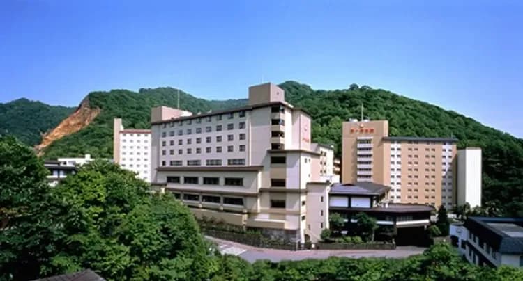 【星宇商務艙.旗艦北海道】保住雙百選溫泉、小樽貴賓館、秘境青池、小樽遊船、騎馬體驗、日本和牛、帝王蟹饗宴五日|無自理餐、免小費-6