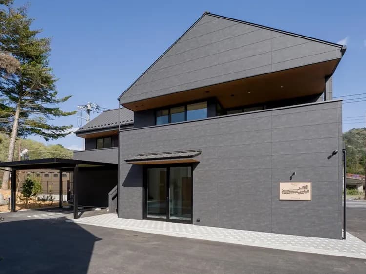 【客室】共用棟2階部分が201の客室です。