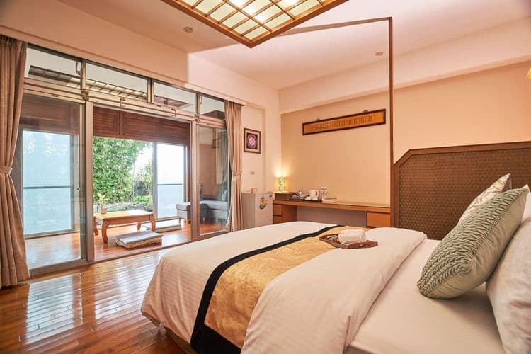 靜園休閒民宿|絕佳地點、愜意景色-1