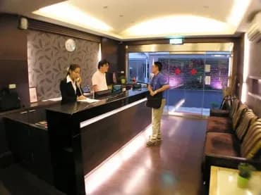 Check-in/check-out kiosk